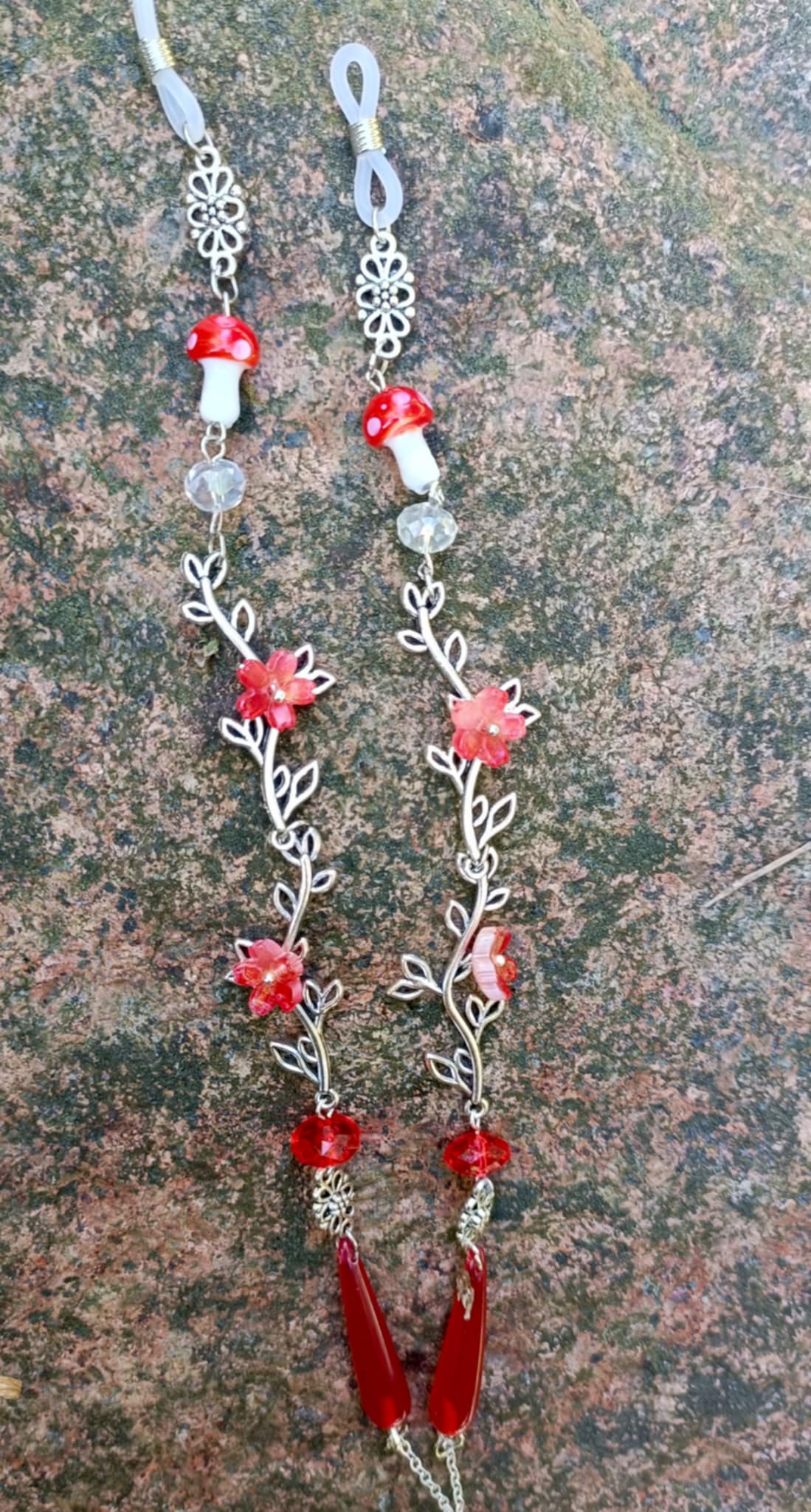 Eyeglass Strings