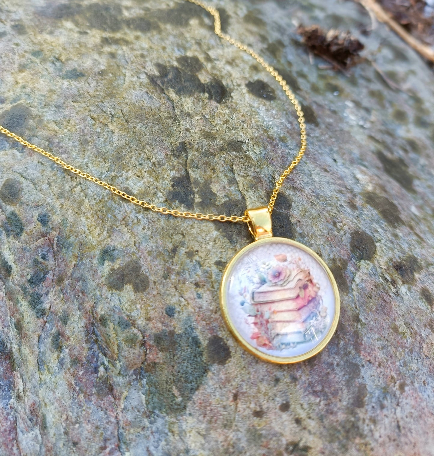 Bookquet Necklace