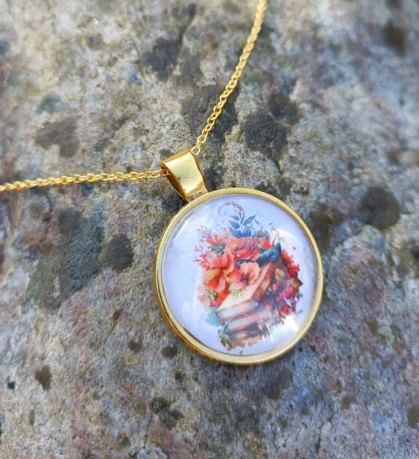 Bookquet Necklace