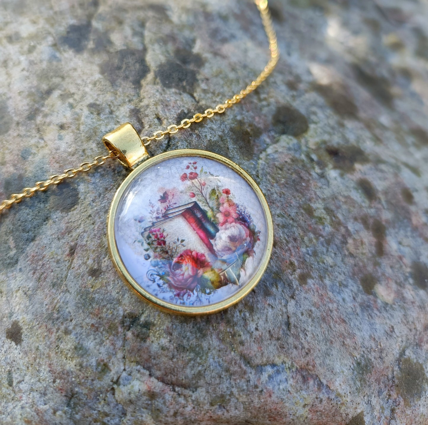 Bookquet Necklace