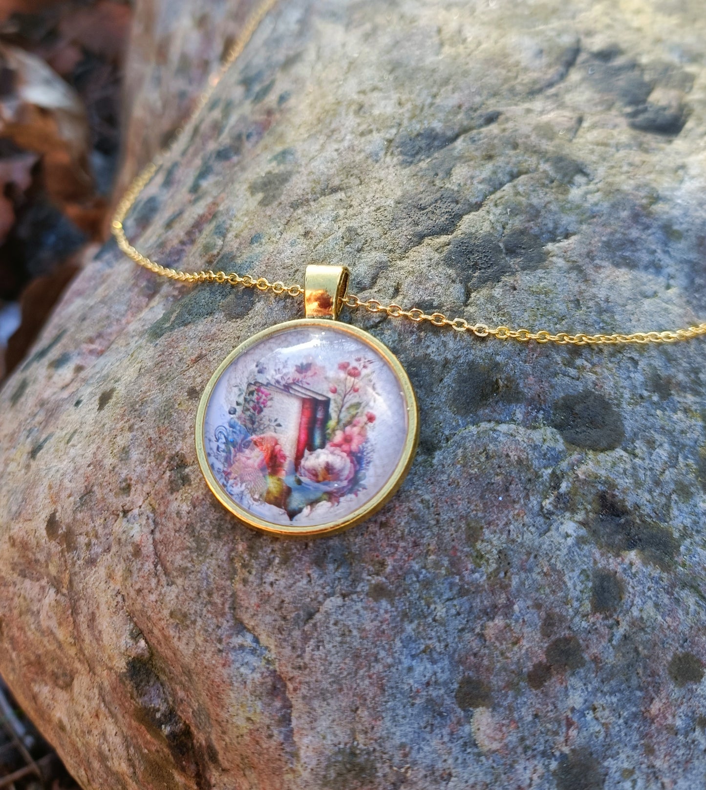 Bookquet Necklace