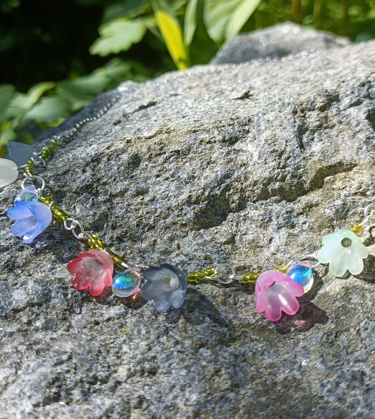 Tulip & Glass drop necklace
