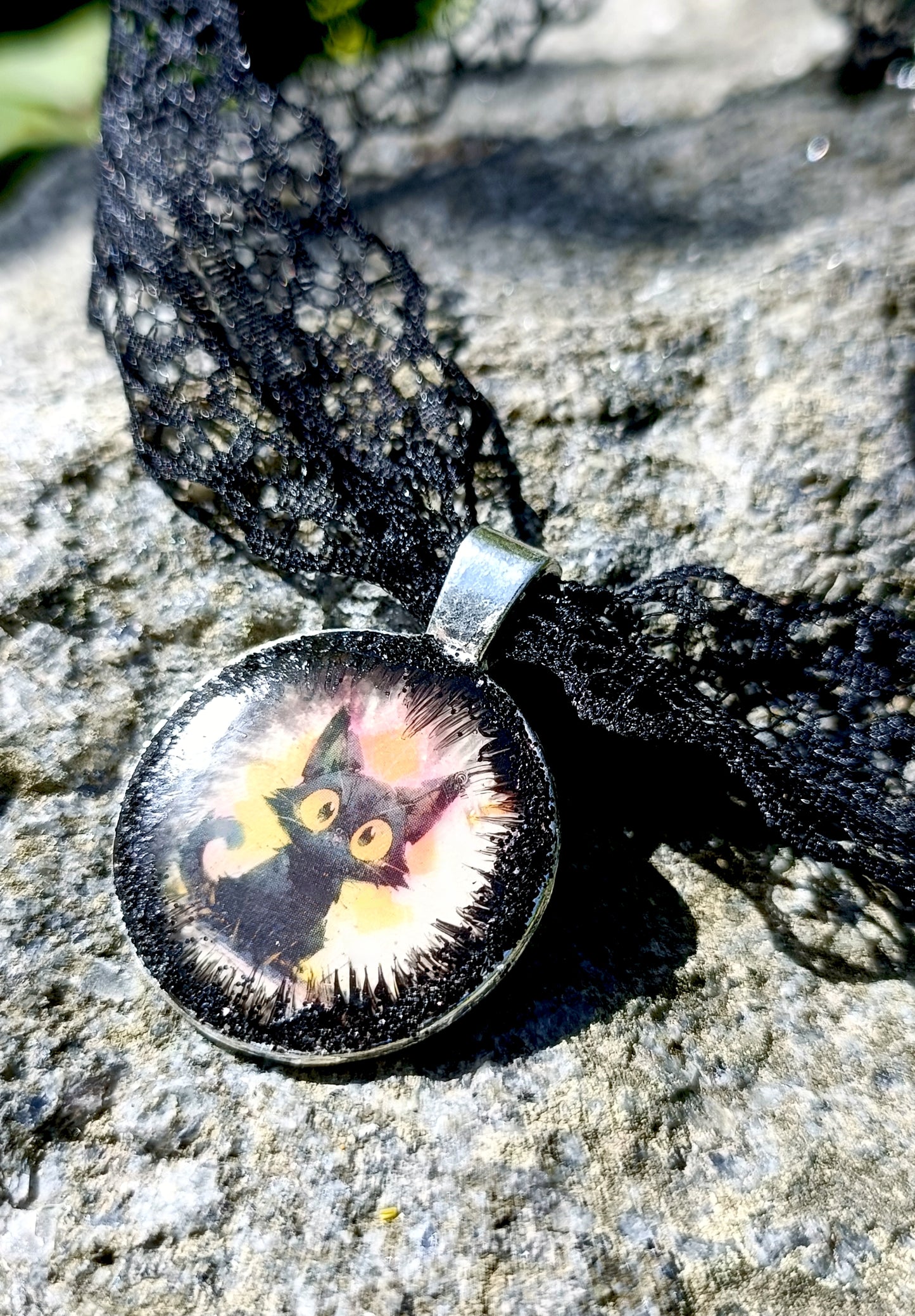 Black cat choker