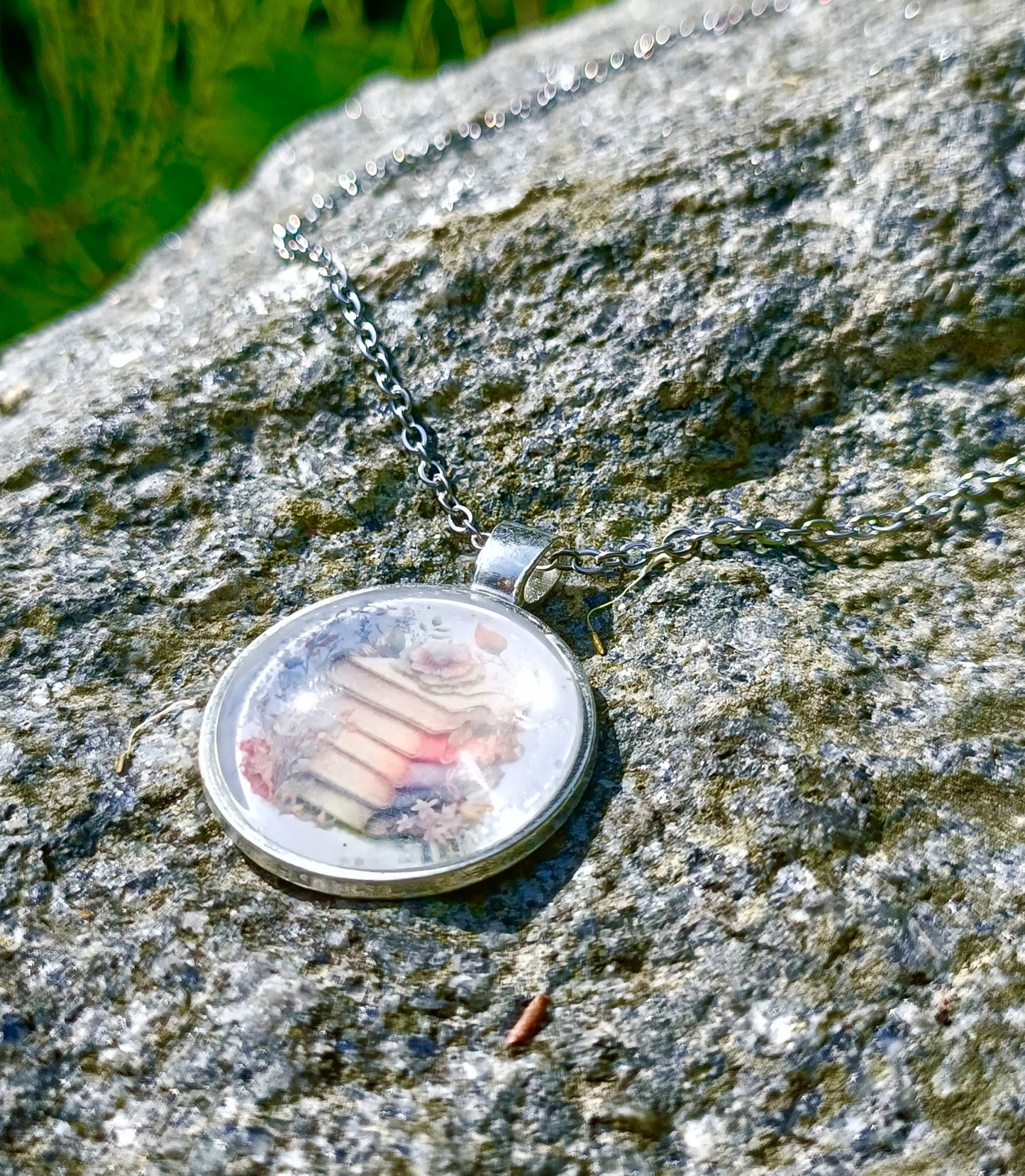 Bookquet Necklace