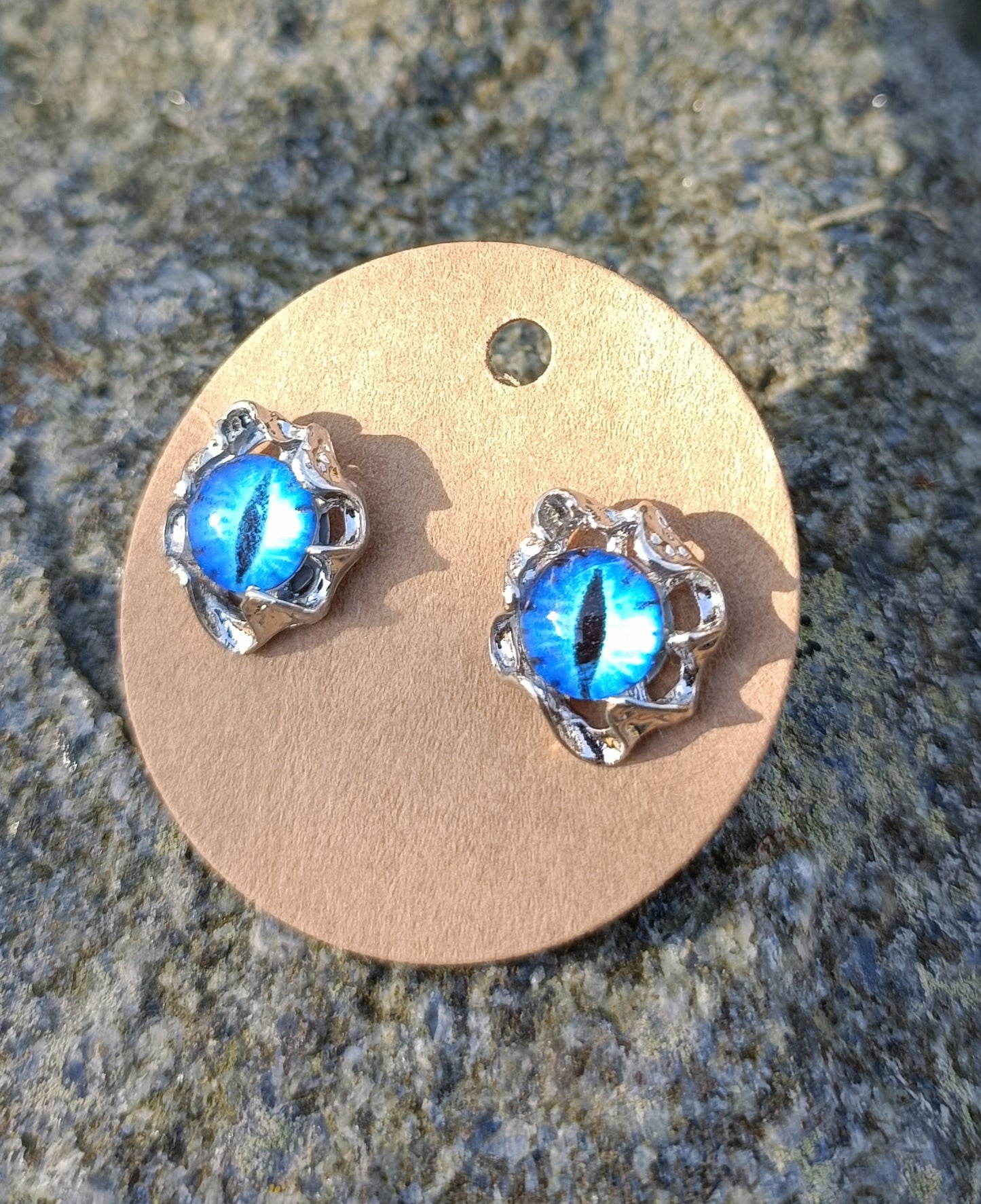 Dragon eye stud earrings