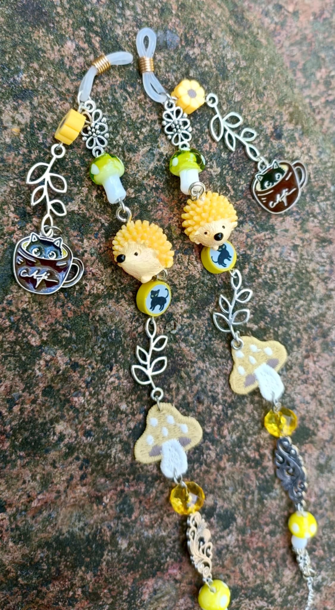 Eyeglass Strings