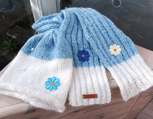 Blue Daisy