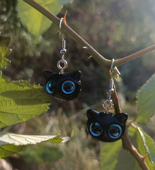 Blue-eyed Kitten Earrings
