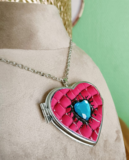 Jinx Mirror Locket