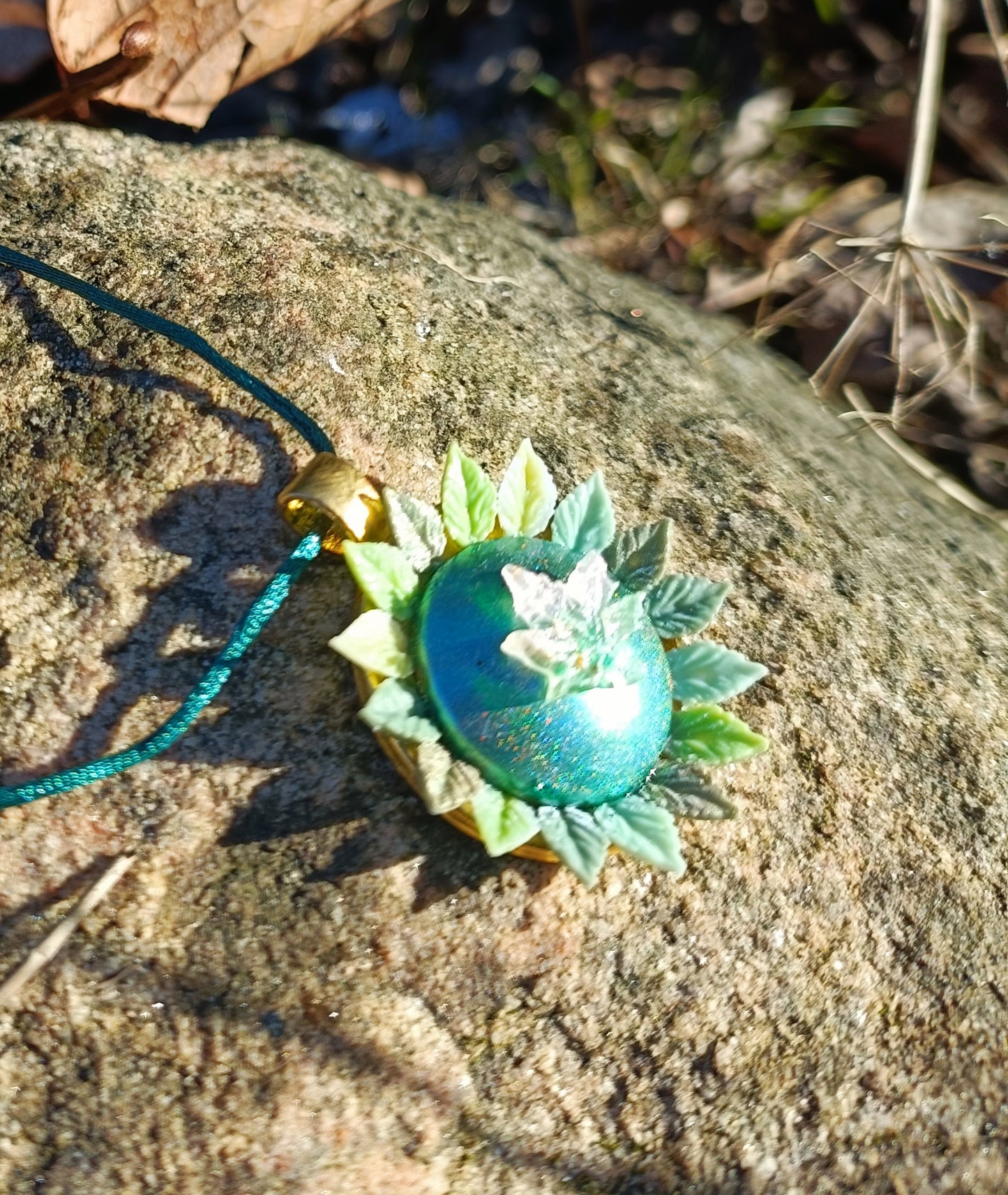 Maple Leaf Crested Necklace