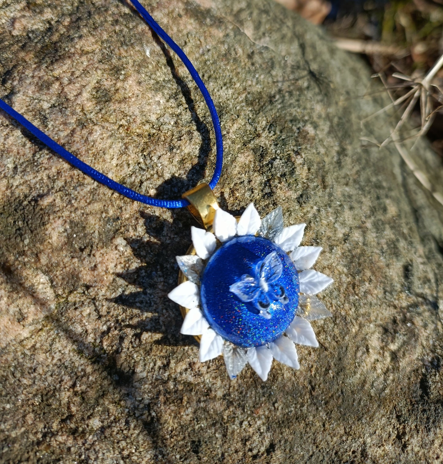 Butterfly & Leaf Crested Necklace