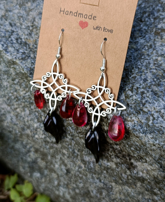 Quaternary Knot & Glass Earrings