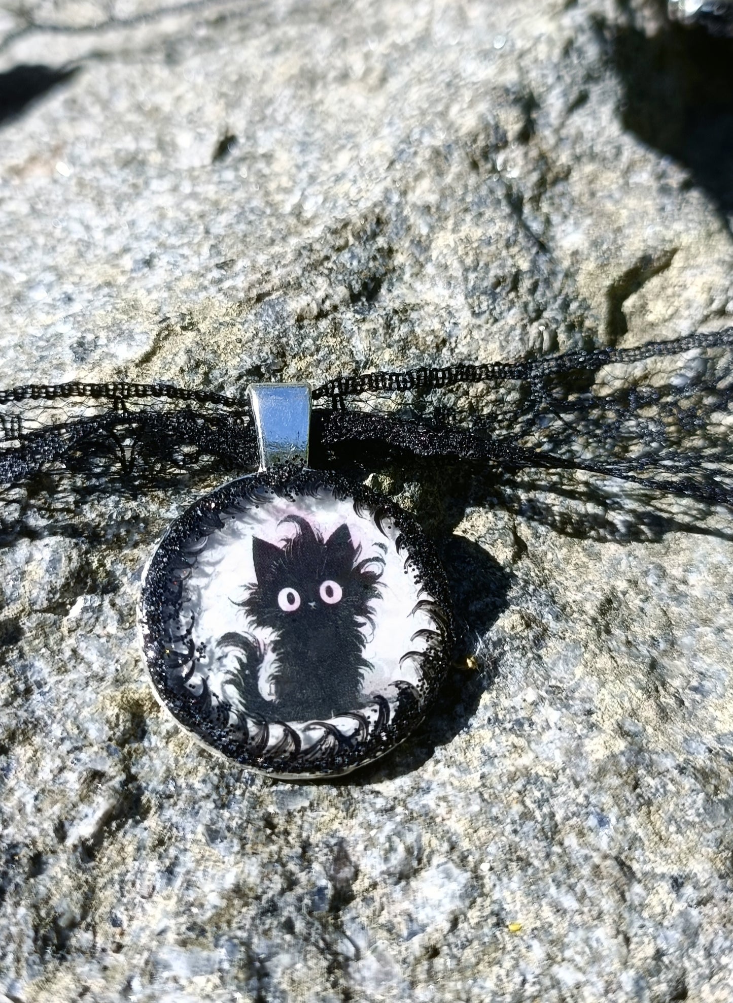 Black cat choker