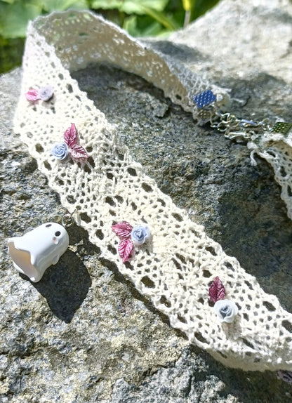 Ghost Lace Choker