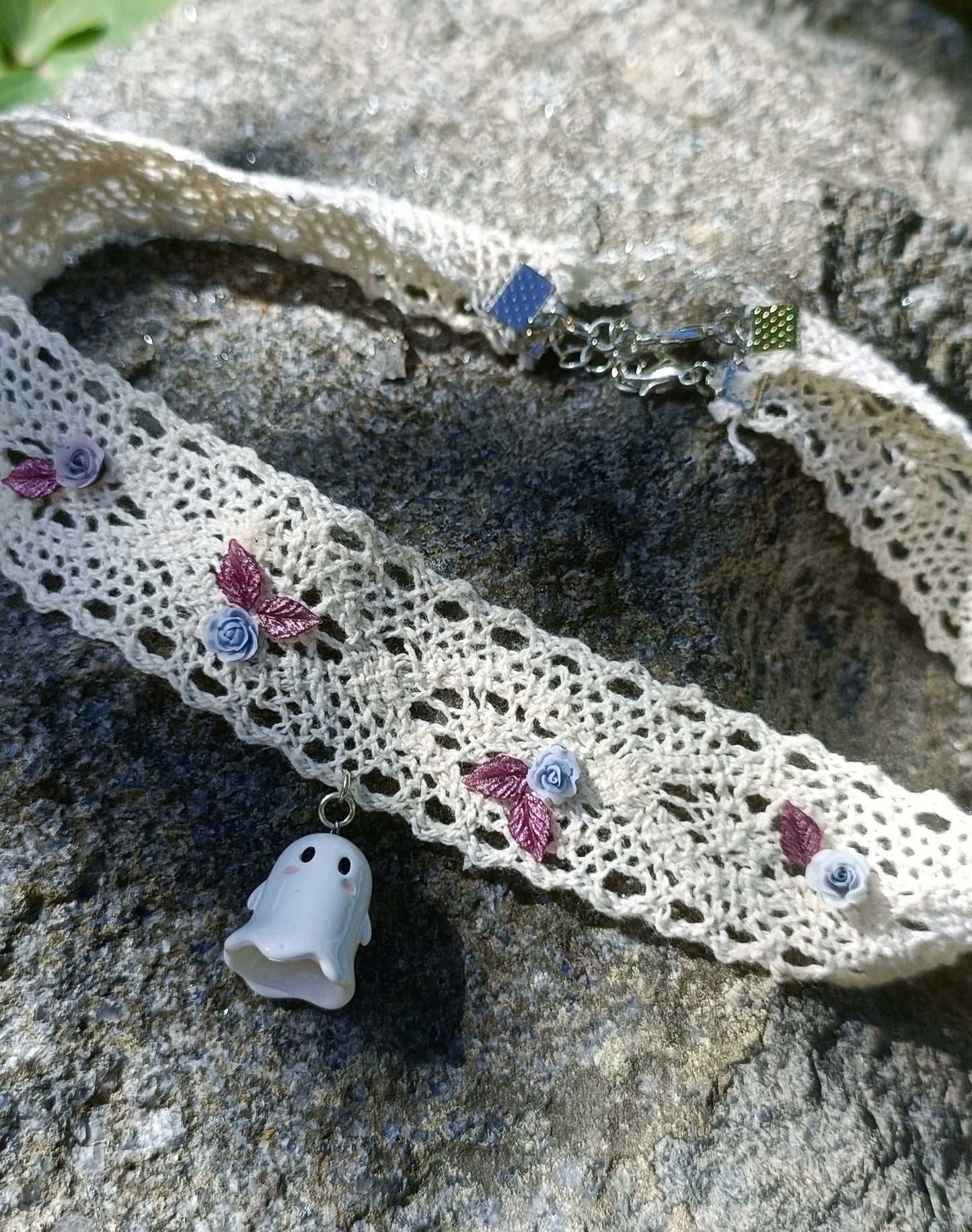 Ghost Lace Choker