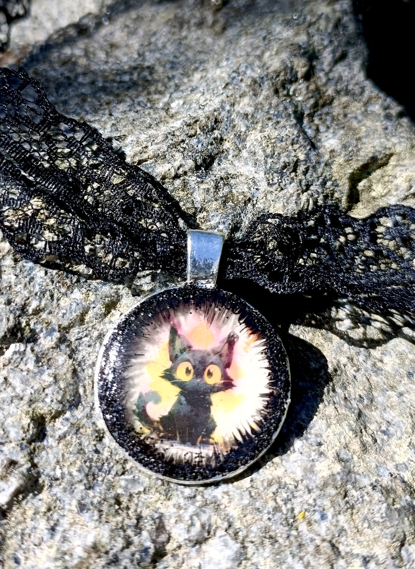 Black cat choker