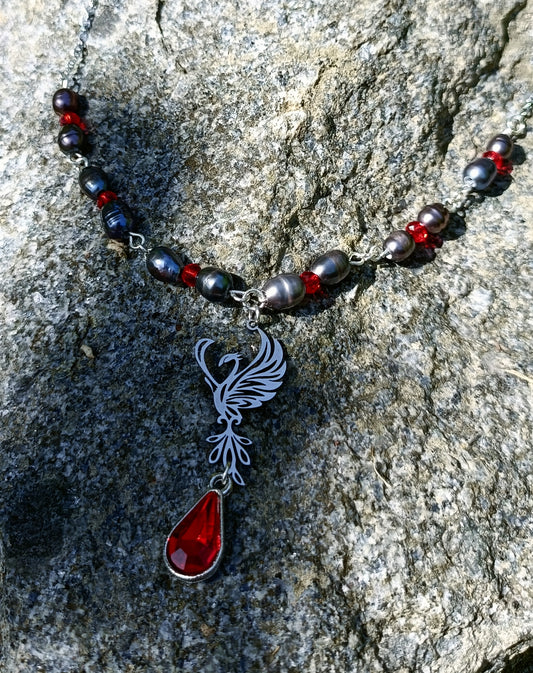 Phoenix pearl necklace