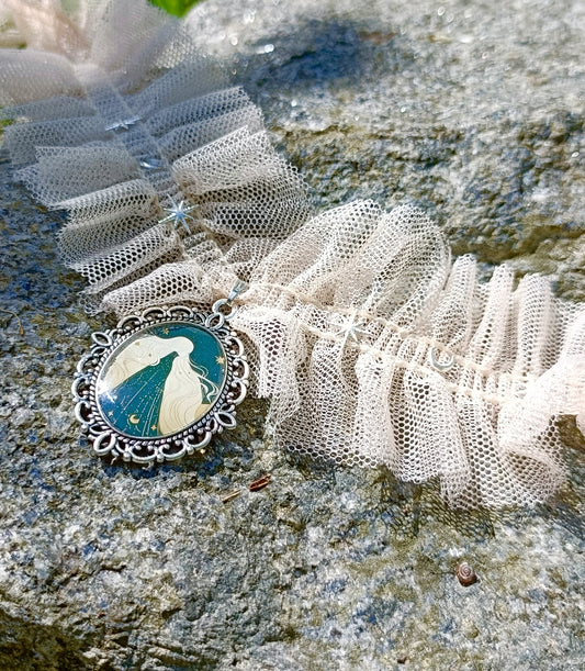Star goddess choker
