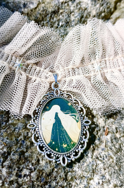 Star goddess choker
