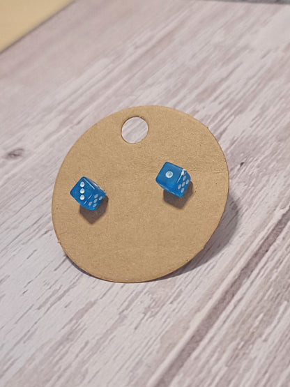 Tiny d6 Earrings