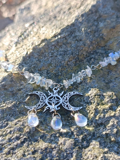 Moonphase Gemstone Necklace